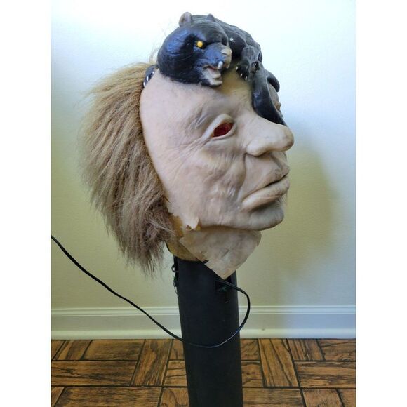 Rotating mad scientist vintage handmade Halloween prop rat - Picture 5 of 9